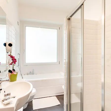 Bed & Breakfast River