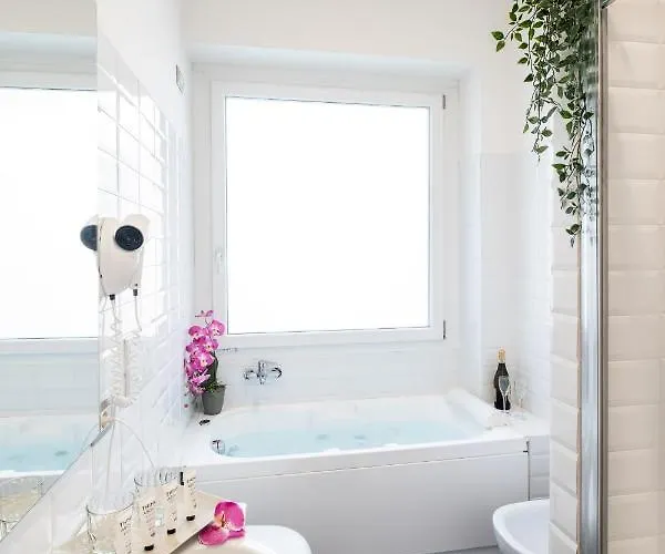 Bed & Breakfast River