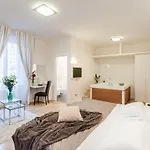 River 4* Roma