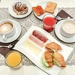 Alojamento de Acomodação e Pequeno-almoço River Roma