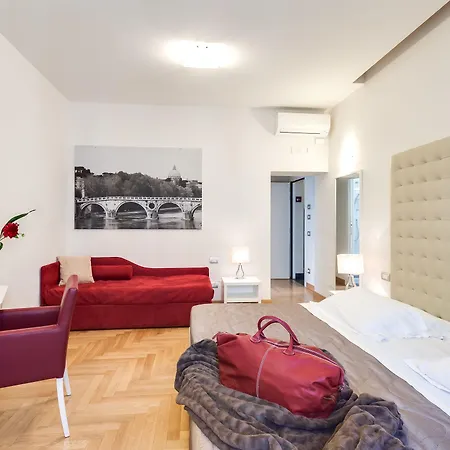 罗马河酒店 住宿加早餐酒店 4*