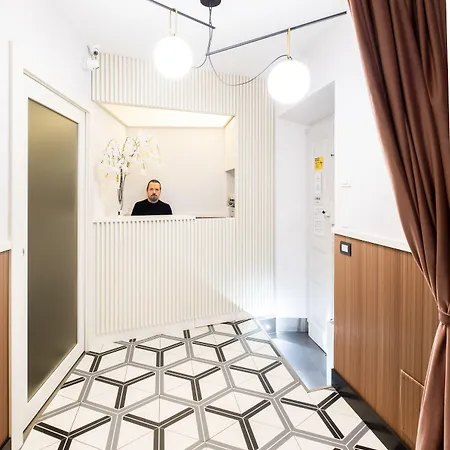 罗马河酒店 4* 罗马